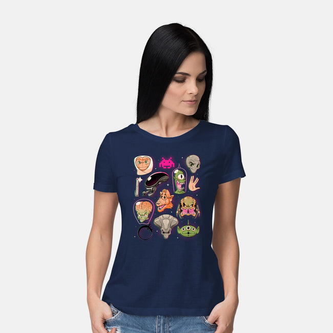 We Love Aliens-Womens-Basic-Tee-Bruno Mota